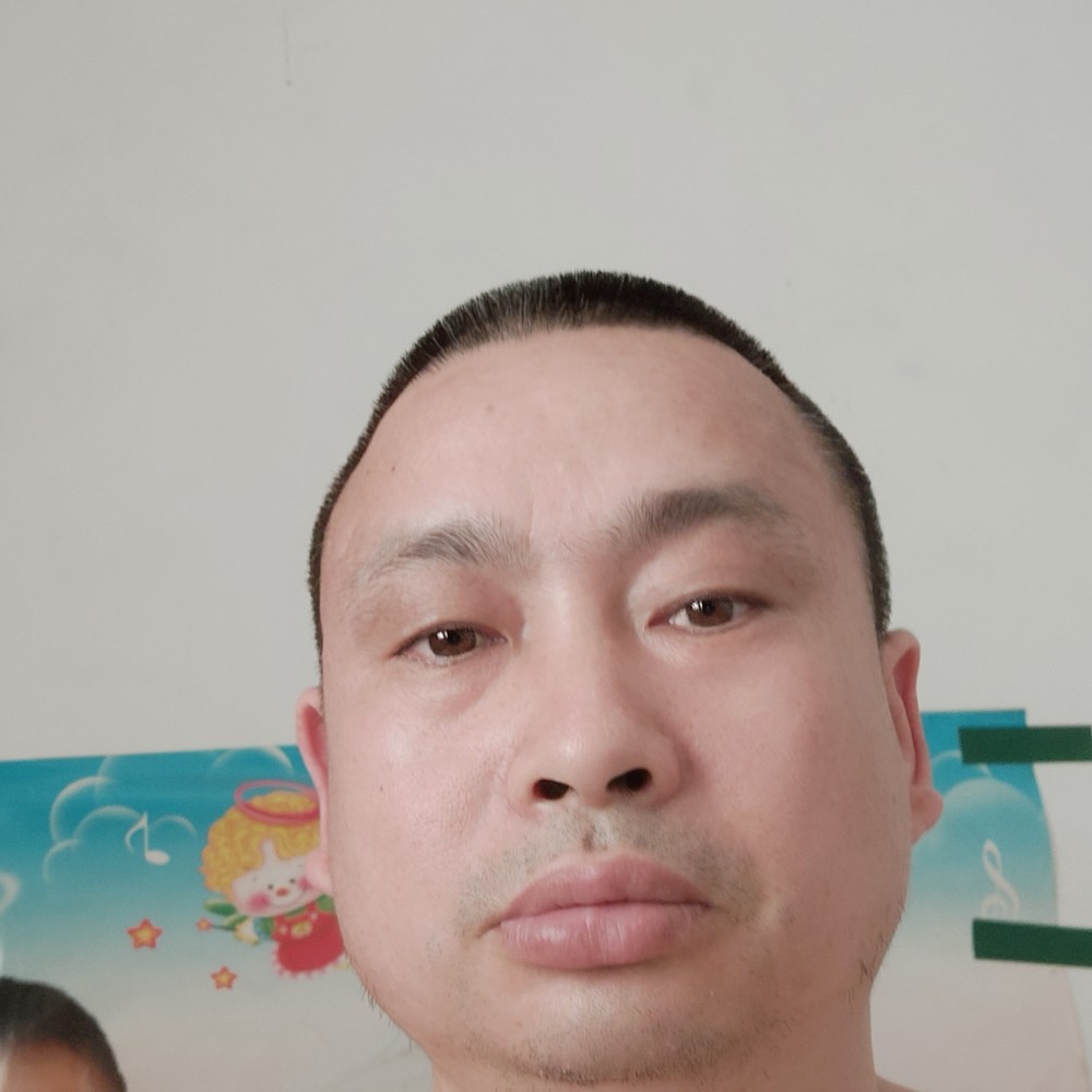 丁子召的照片