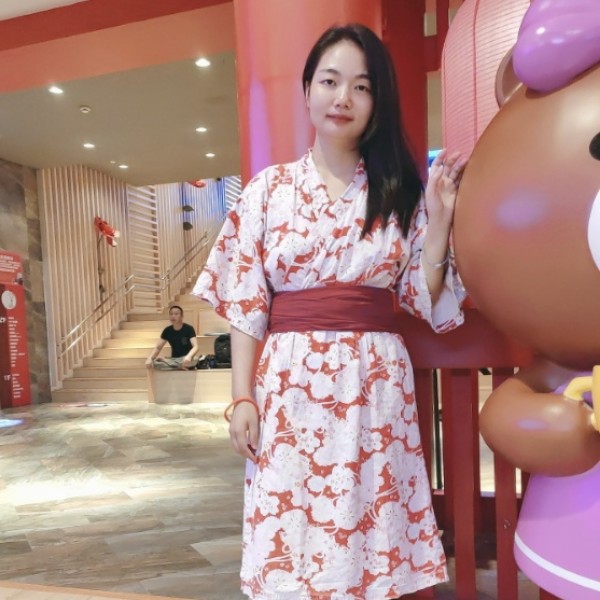 甜美闻落霞的照片