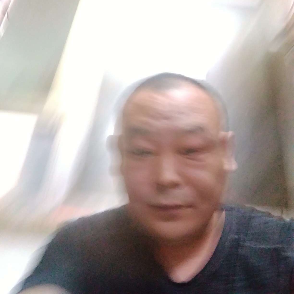 犀牛还直率的照片