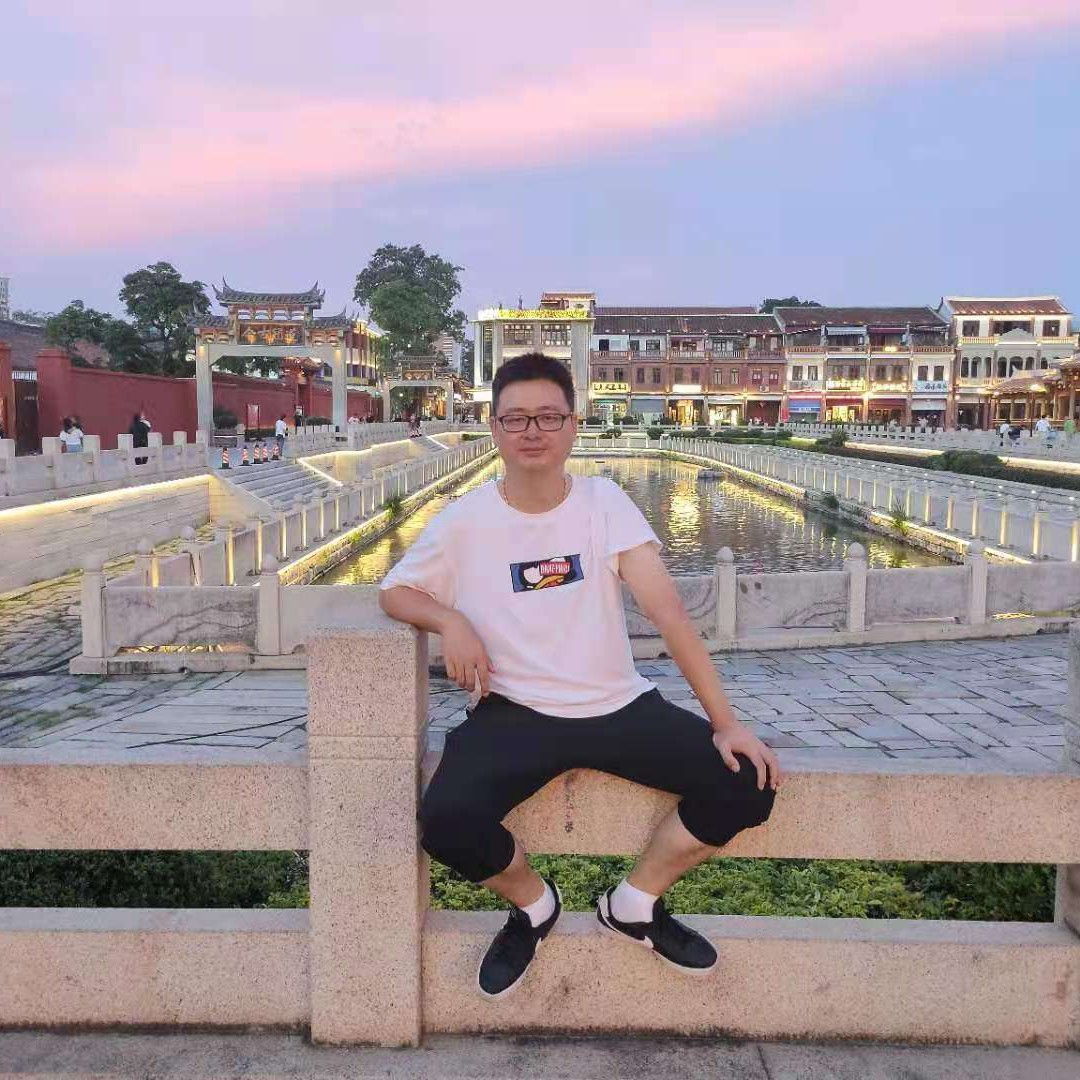 风流男子的照片