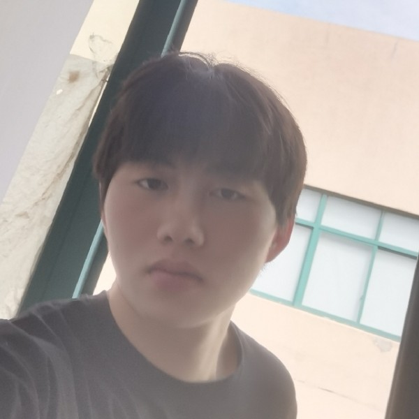 耳机坏了的照片