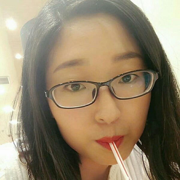 怕黑帆布鞋的照片