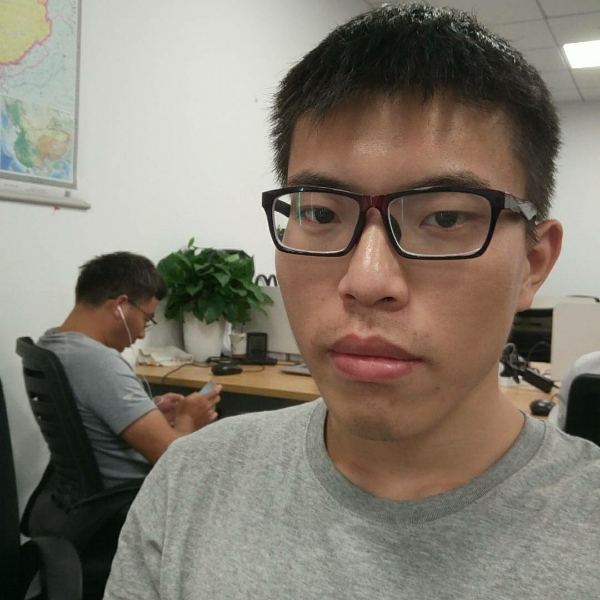 花生阿盛的照片