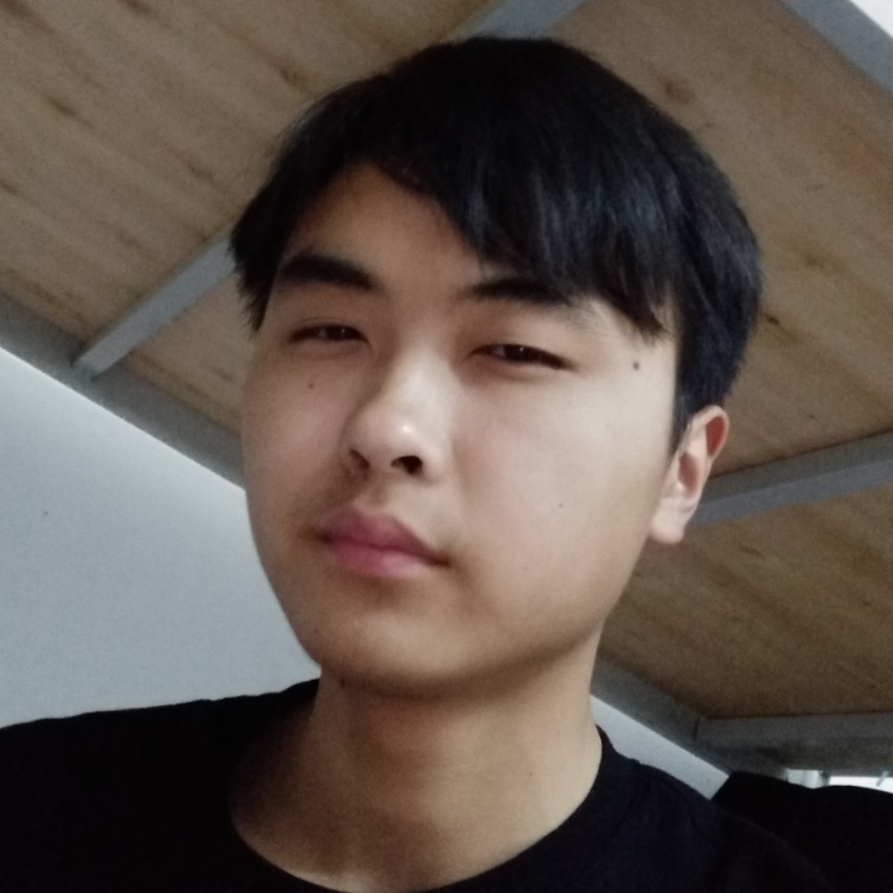 秋颜年轻的照片