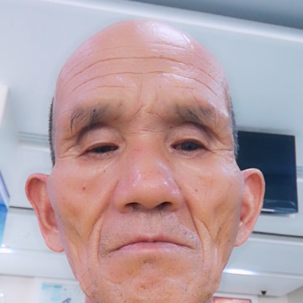 刘码的照片