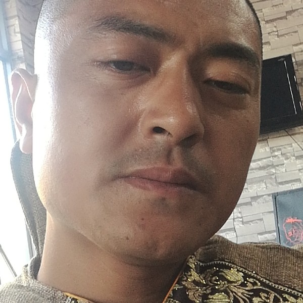 毛衣和傲娇的照片