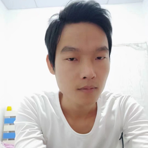 che满的照片