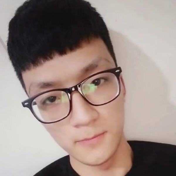 你背后的人群的照片