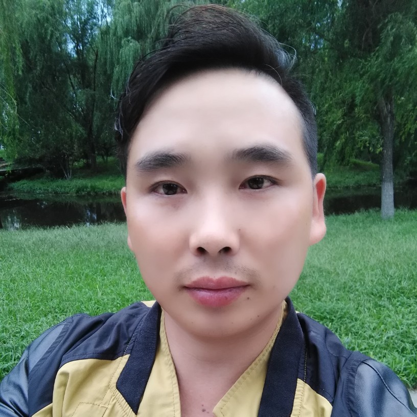 舒适大船的照片