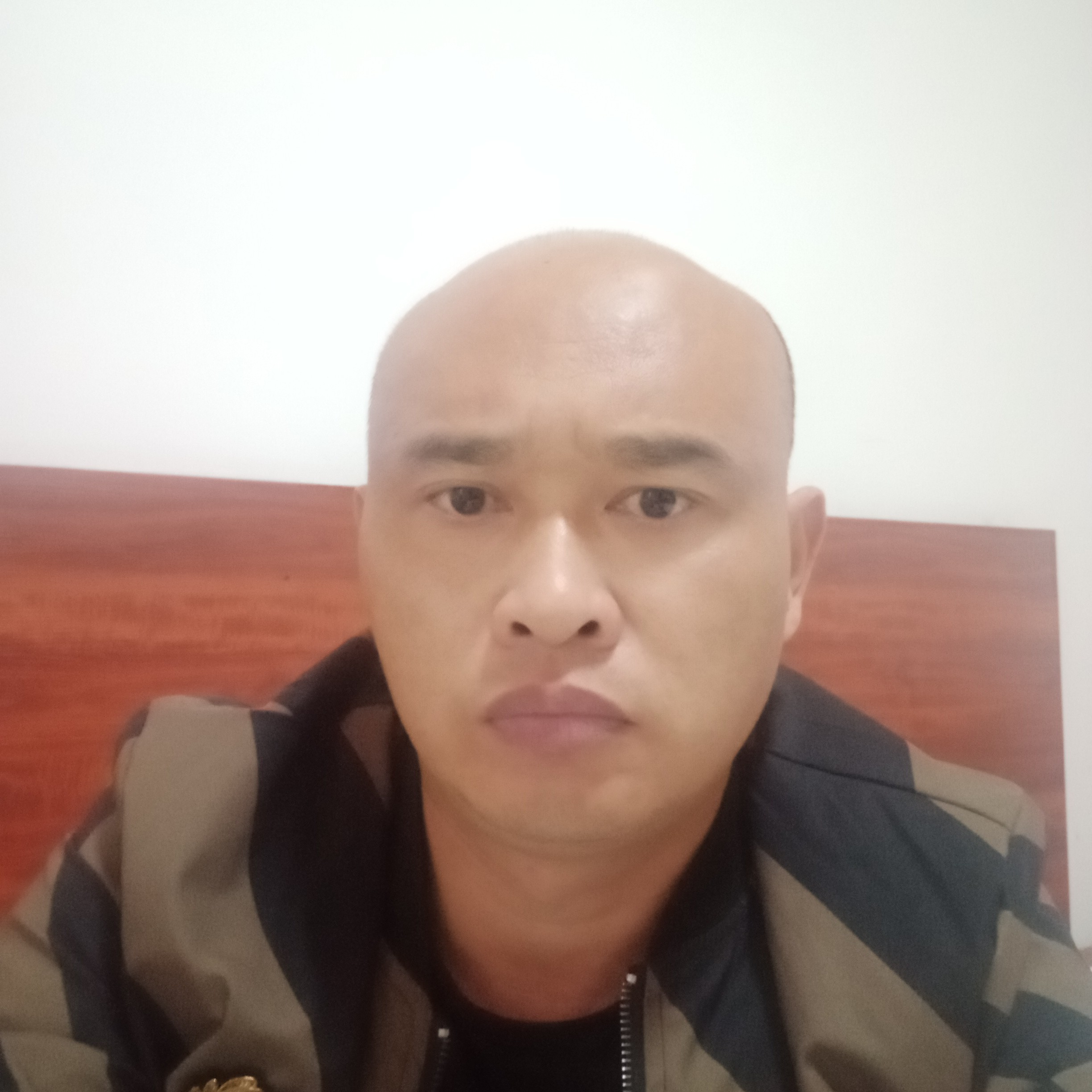 忘忧回首高高的照片