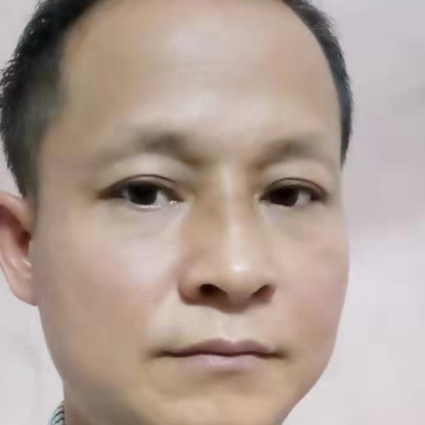 何禄明的照片