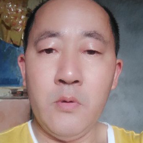 黑裤扯暧昧的照片
