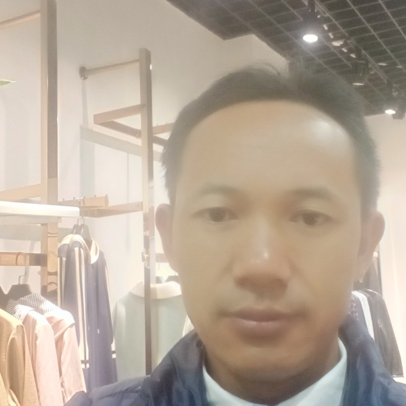 霓裳还欣喜的照片