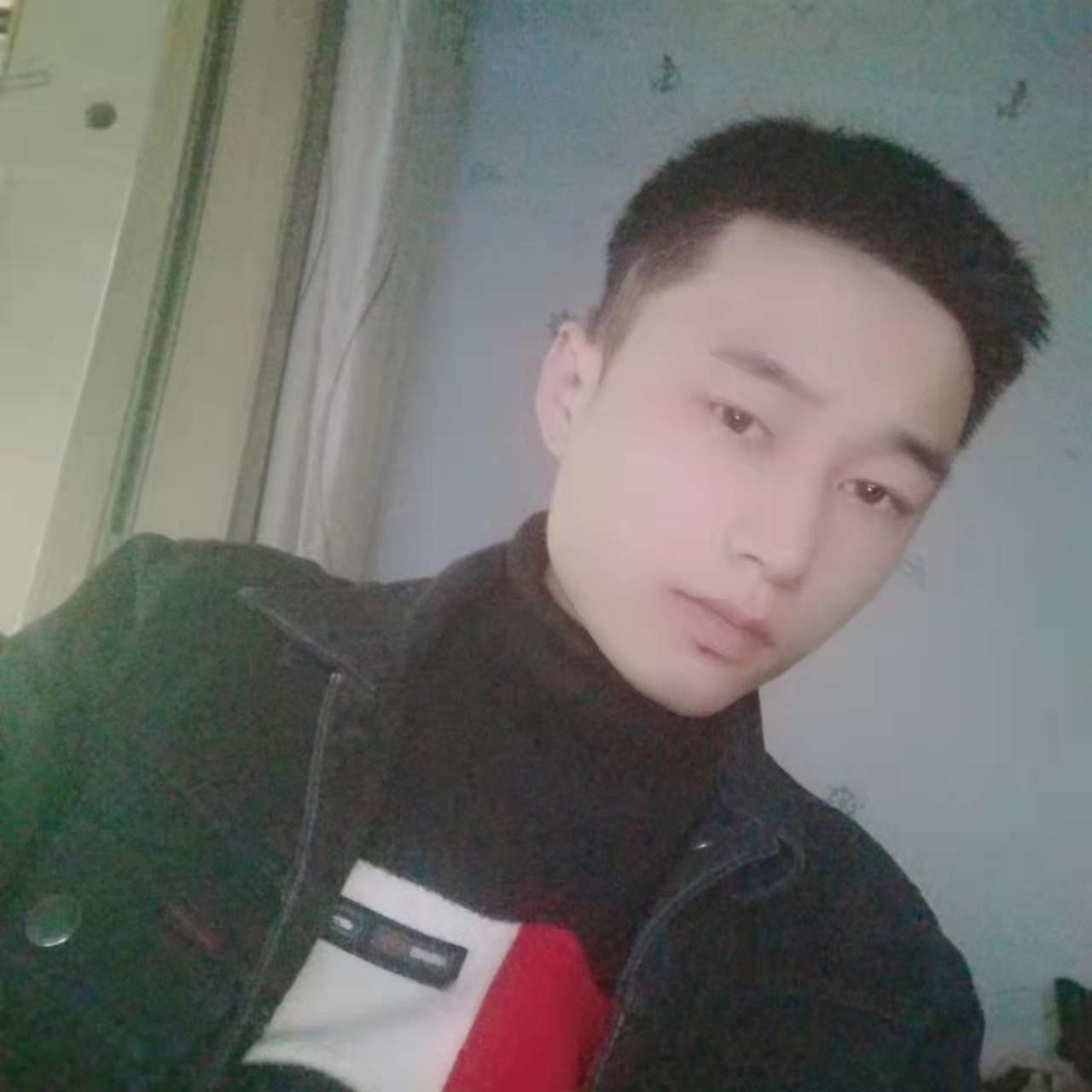 听话邂逅剪影的照片