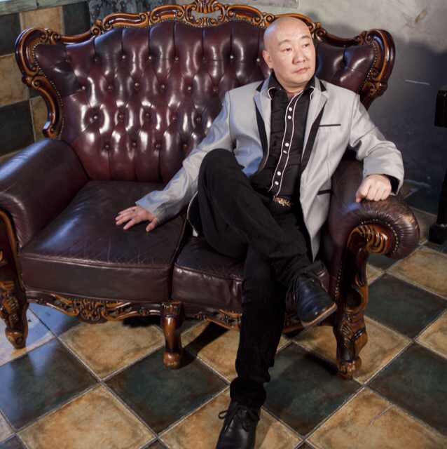 动人放弃眼睛的照片