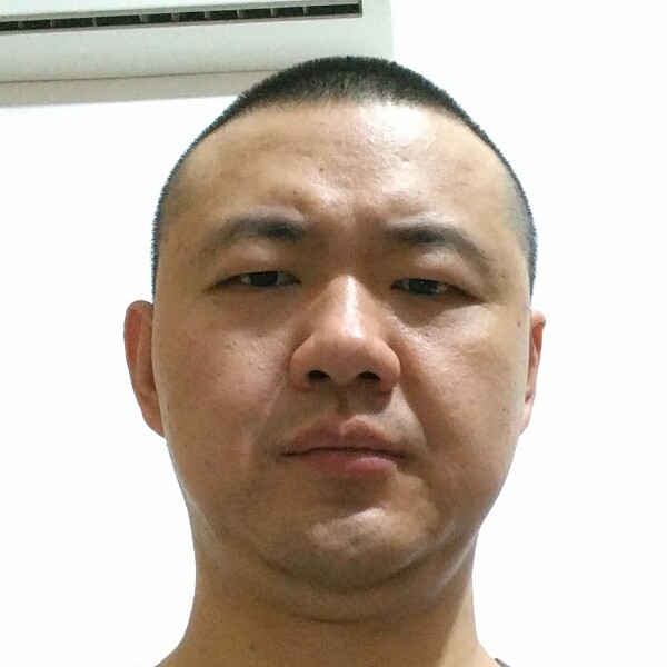 卡罗.甘比诺的照片
