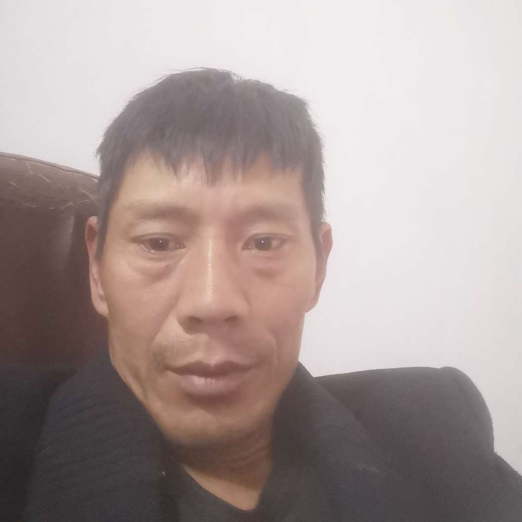 项链邂逅缥缈的照片