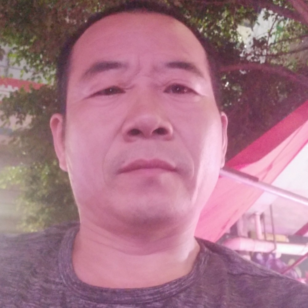 未来羞涩的照片