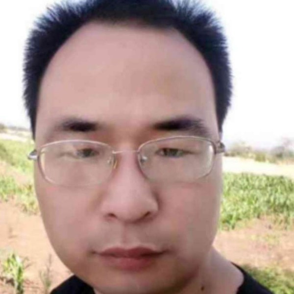 王小波2548的照片
