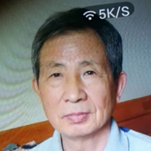 诸年有缘人的照片