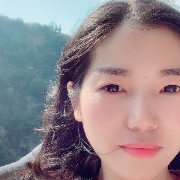 89年女本科.的照片