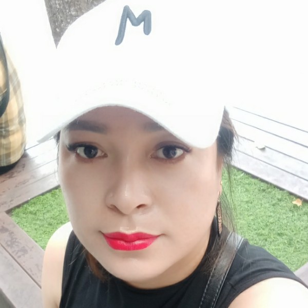 巨人有大气的照片