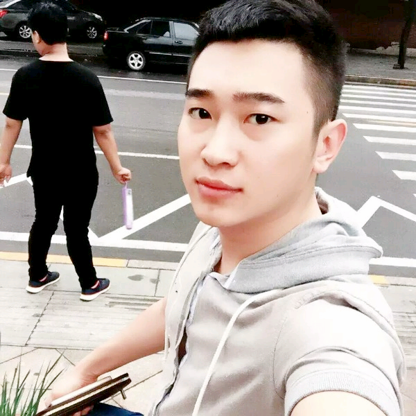 2020年我陪你的照片