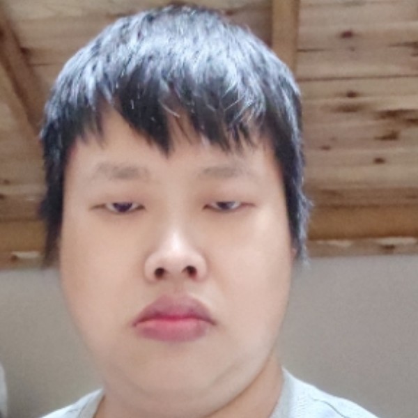 专一挽的照片