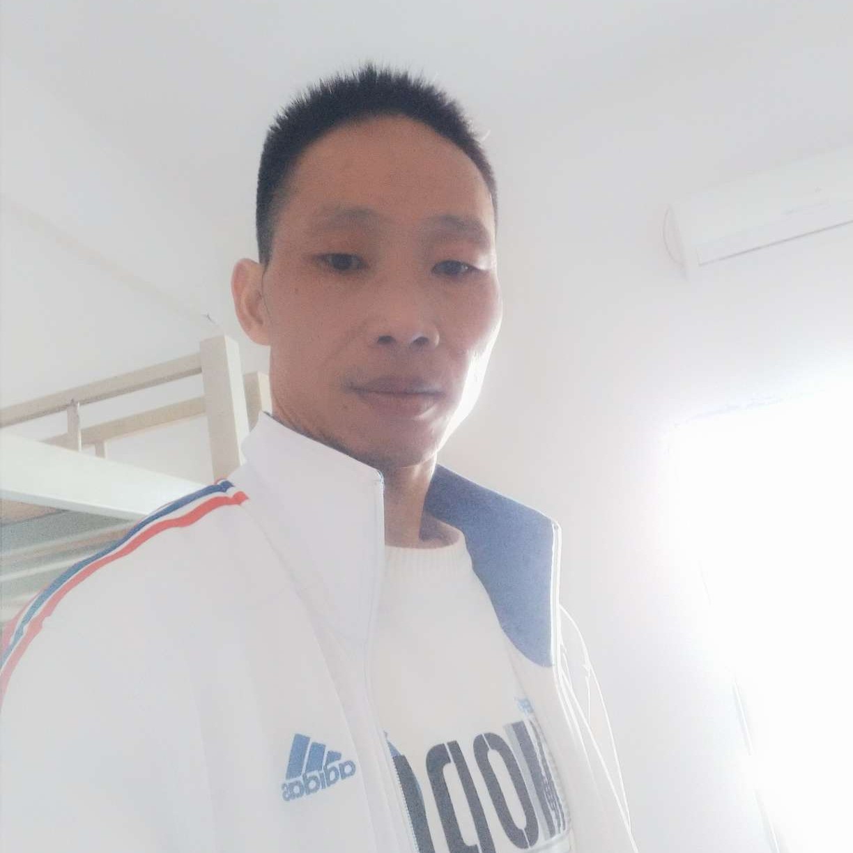 健忘等待爆米花的照片