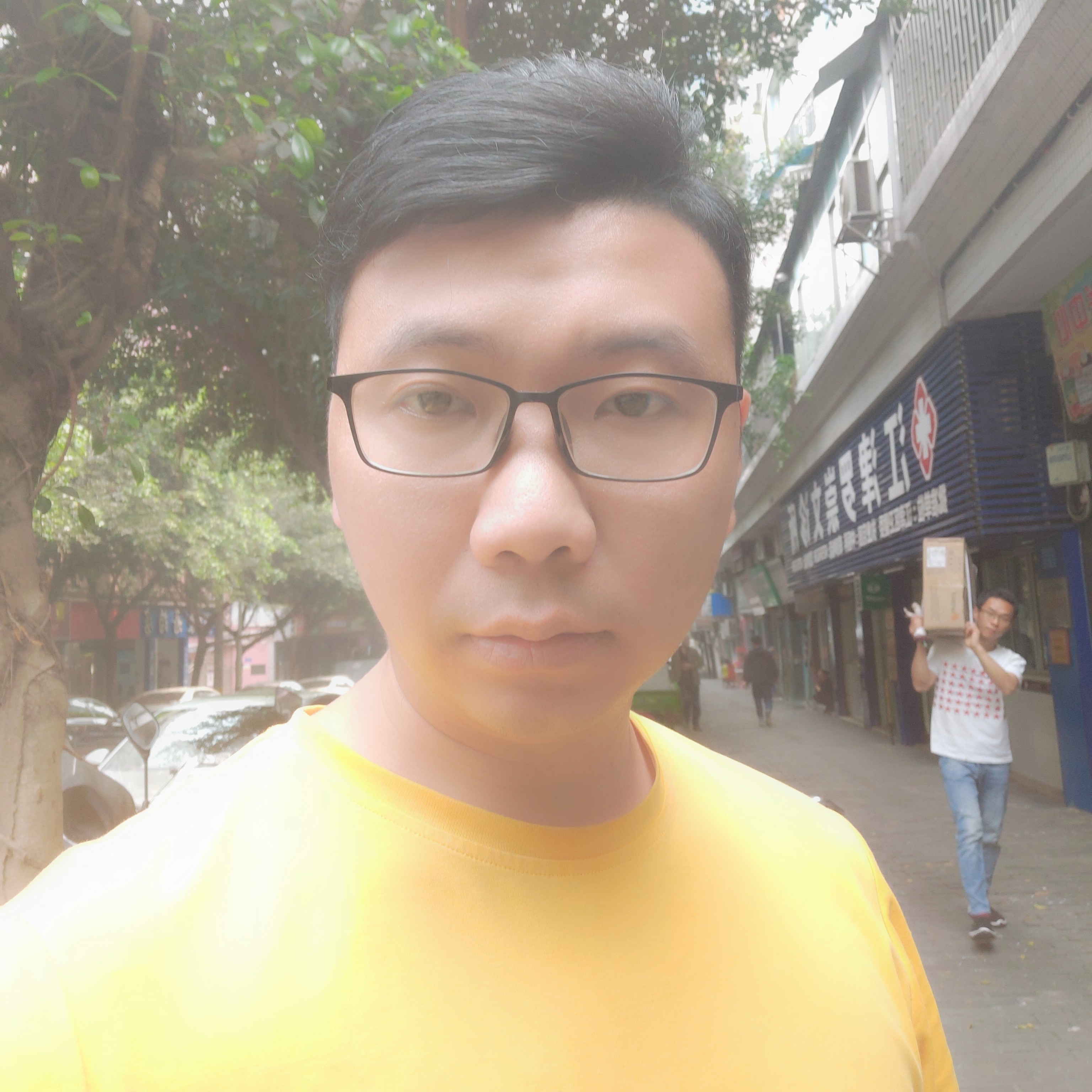 欢畅余溫的照片
