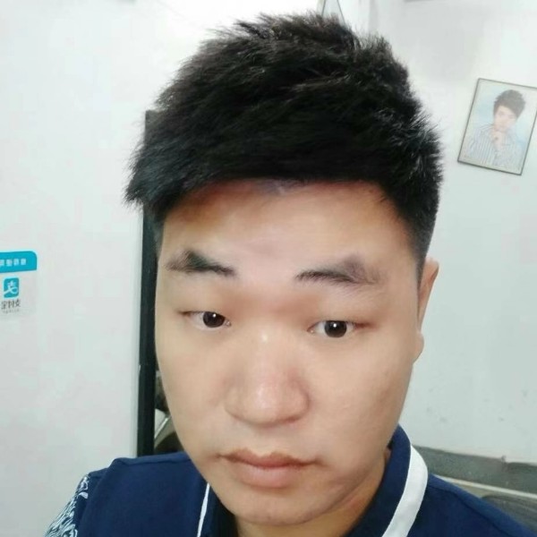 赤脚哥哥的照片