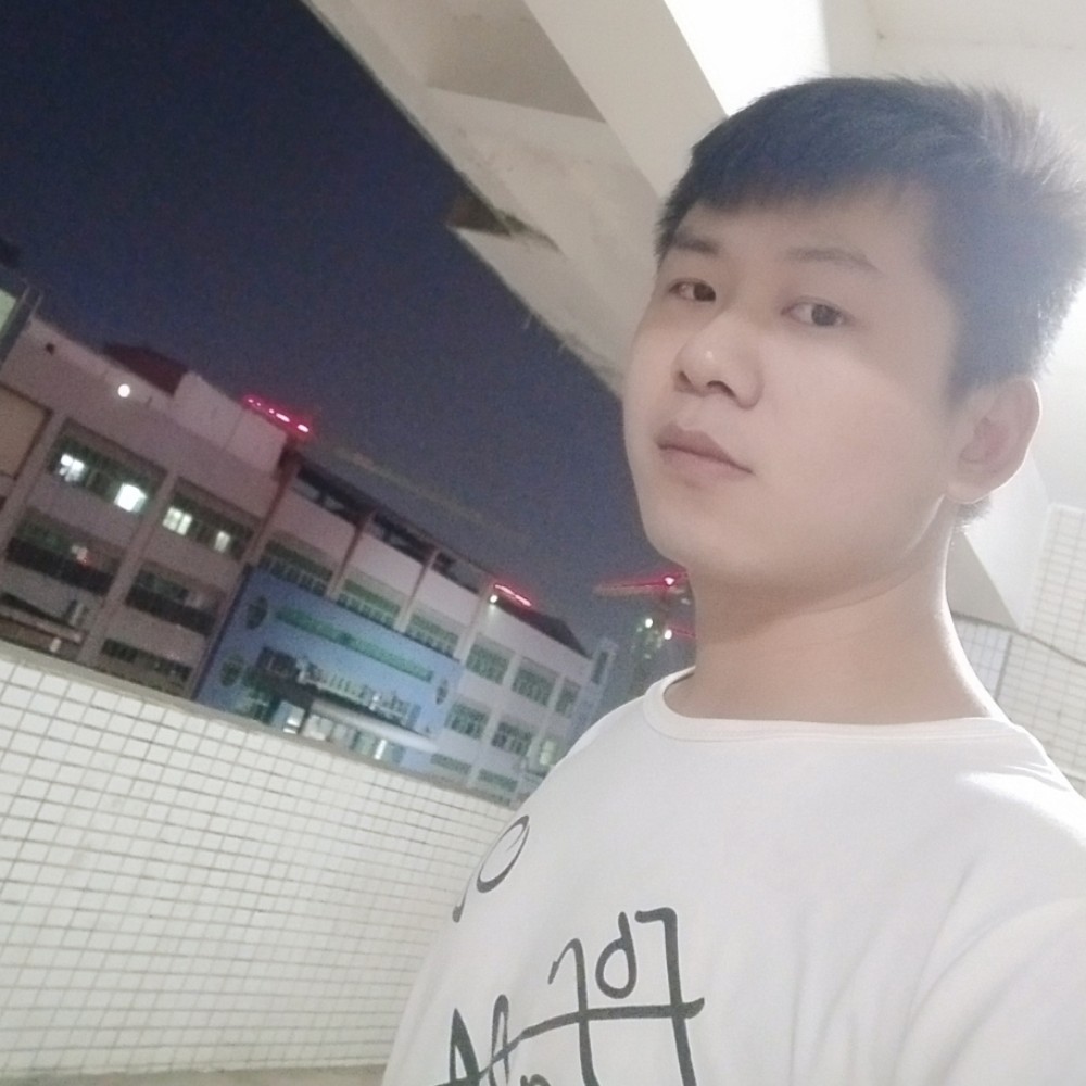 平湖泪了大方的照片