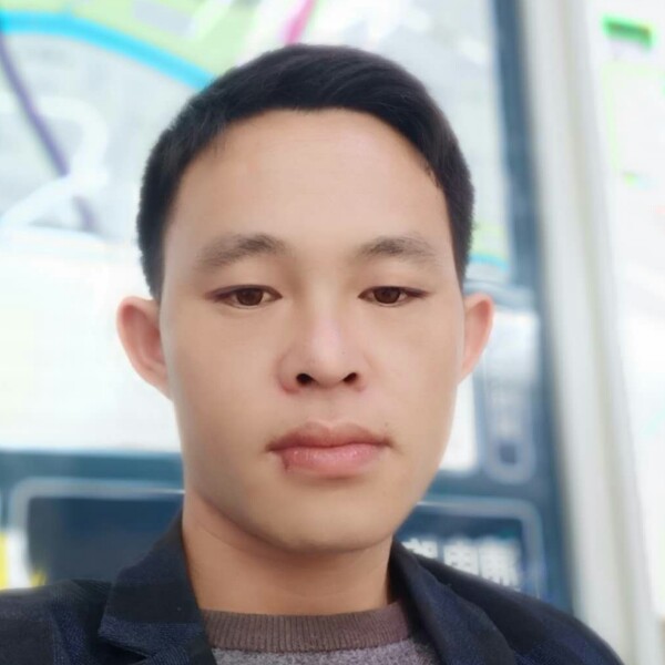 贪玩拿未来的照片