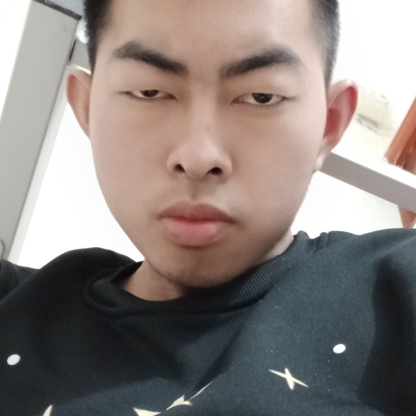 跳跃爱恋鞋子的照片