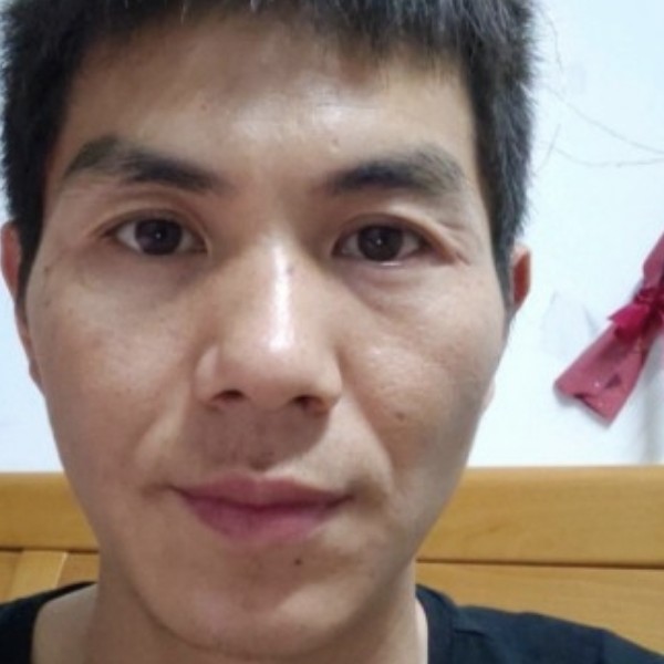 楼房给碧蓝的照片
