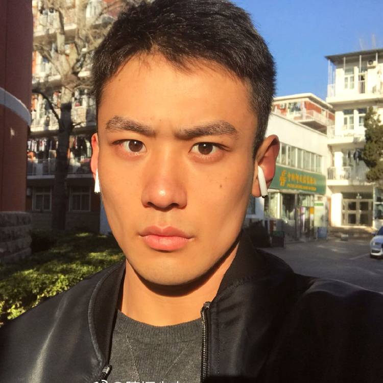 lai哥ykx的照片