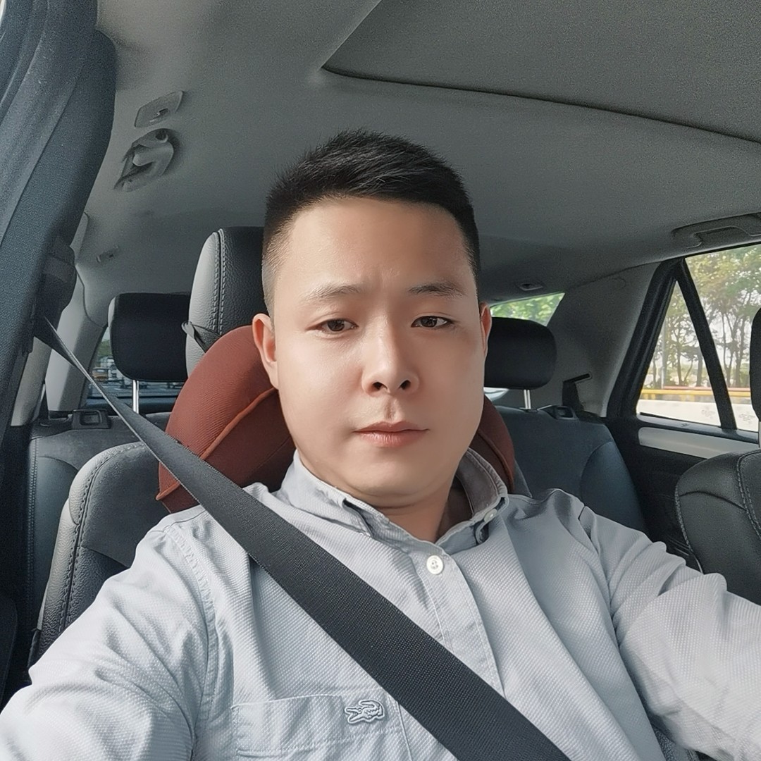 小杨大哥哥的照片