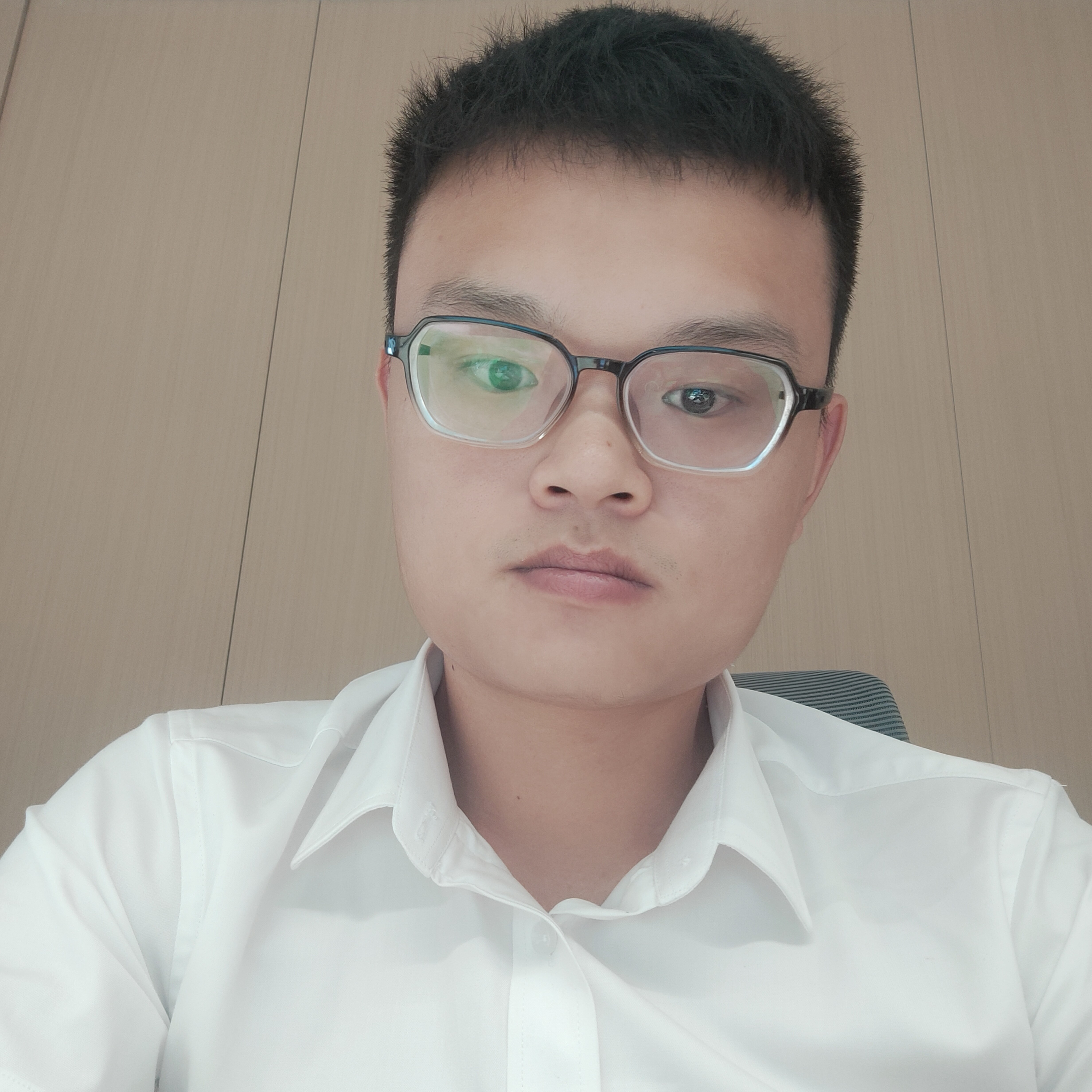 蜜粉相许自觉的照片