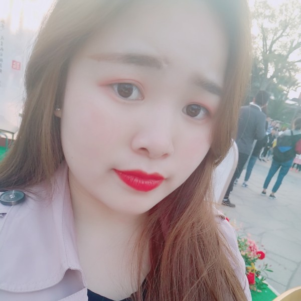 逐风爱谦让的照片
