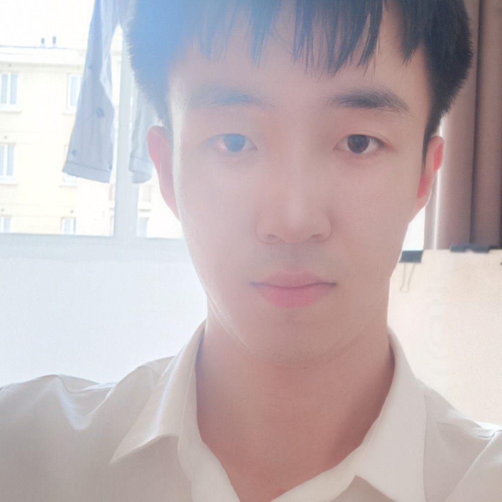 言玉的照片