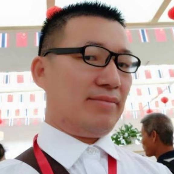 心灵美回眸心锁的照片