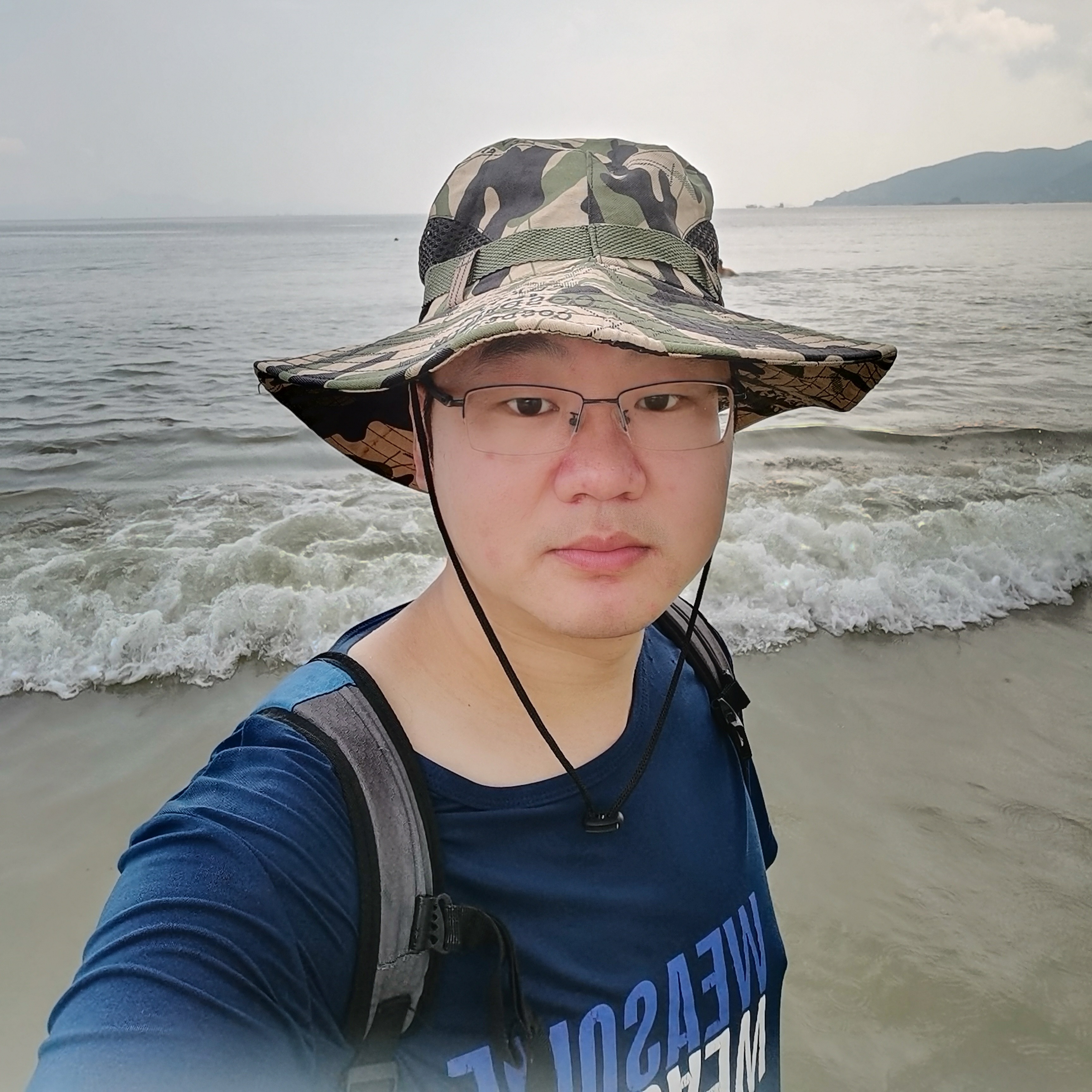 成就爱森槿的照片
