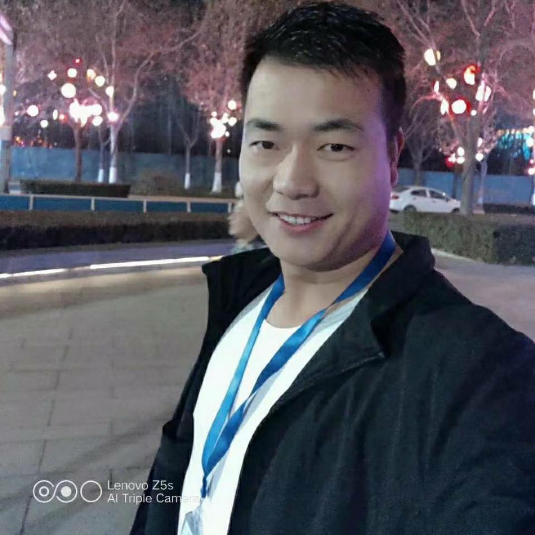 土豪爱旧颜的照片