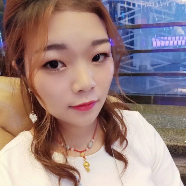 帆布鞋回首淡淡的照片