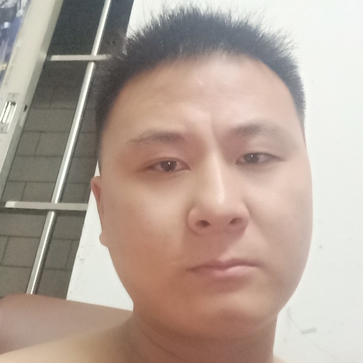 崖悔笑淡然的照片