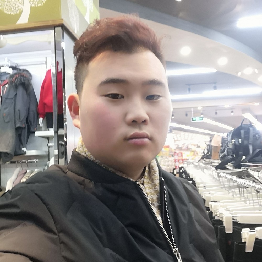LUdiplom的照片