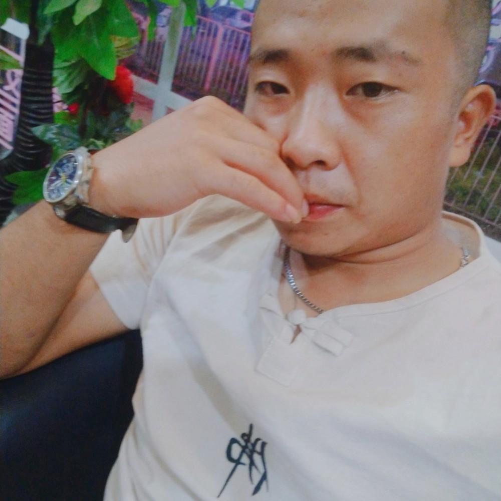 简单只对你有认真的照片