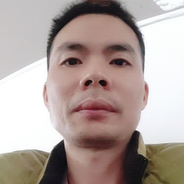 陈讯的照片