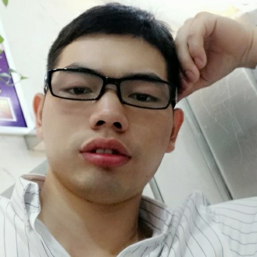 她在哪里呢的照片