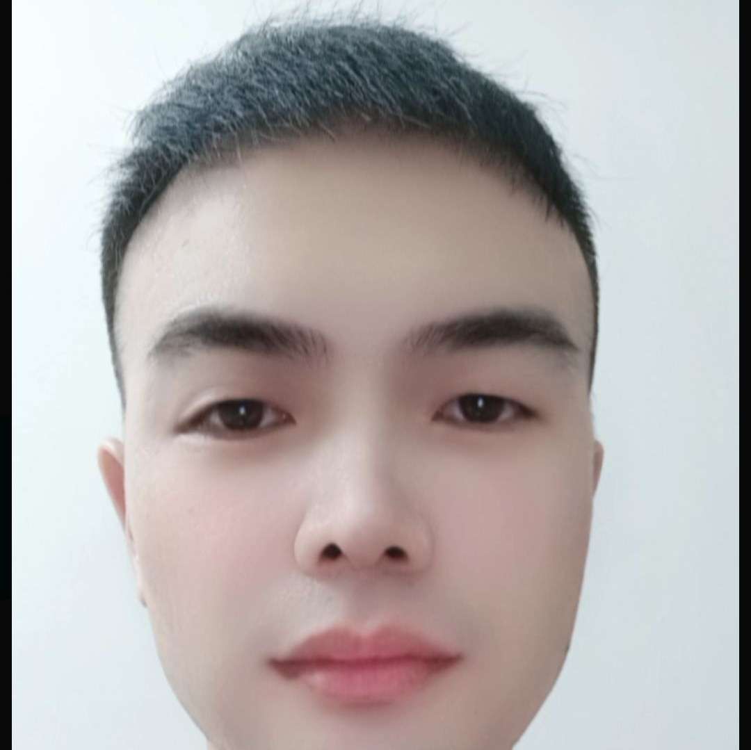 深情爱恋哈密瓜的照片